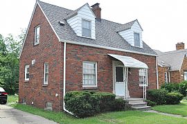 Clean, Well-Kept 3-Bdrm, Brick Home in Detroit, MI