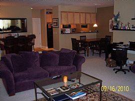 2 Bdrm 2 Ba Fully Frnshd + Utlts, Cbl, Intrnt in Milwaukee, WI (Photo 3 of 7)