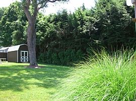 Beautiful, Cozy 3 Bedroom Ranch Home in Safe Lake Community in Cortlandt Manor, NY (Photo 3 of 12)