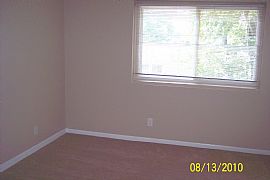 Beautiful Rehab 4 Bedroom Townhouse with Fresh Paint  in Doraville, GA (Photo 1 of 12)