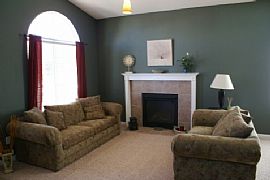 Comfortable One Story  in Canutillo, TX (Photo 6 of 10)