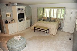 Perfect 4 Bedroom Home in Most Desirable Neighborhood in Trumbull, CT (Photo 4 of 12)