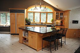 Perfect 4 Bedroom Home in Most Desirable Neighborhood in Trumbull, CT (Photo 9 of 12)