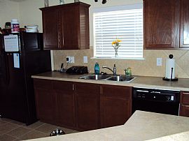 Remarkable 4 Bedroom Home Near Lackland in San Antonio, TX (Photo 11 of 12)