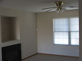 Four Year Old, 3 Bedroom Home For Lease with Gas Fireplace in Blacklick, OH (Photo 2 of 6)