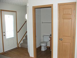 Four Year Old, 3 Bedroom Home For Lease with Gas Fireplace in Blacklick, OH (Photo 3 of 6)