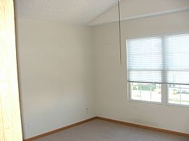 Four Year Old, 3 Bedroom Home For Lease with Gas Fireplace in Blacklick, OH (Photo 4 of 6)