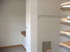 Four Year Old, 3 Bedroom Home For Lease with Gas Fireplace in Blacklick, OH (Photo 5 of 6)