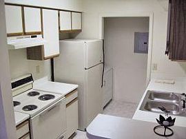 Nice 2 Bedroom, Totally Electric Apartment with Water Included in College Park, GA (Photo 5 of 8)