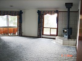 Gorgeous 3 Bedroom Home with View of Discovery Bay  in Discovery Bay, WA (Photo 7 of 8)