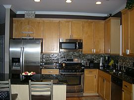 Large 2 Bedroom Condo in River West with Garage Parking!  in Chicago, IL (Photo 2 of 6)