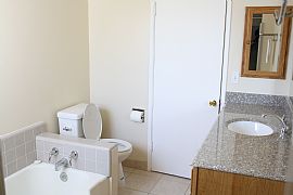 Newly Remodeled 3 Bedroom Home with Ample Natural Lighting in Glendora, CA (Photo 5 of 8)