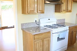 Newly Remodeled 3 Bedroom Home with Ample Natural Lighting in Glendora, CA (Photo 8 of 8)