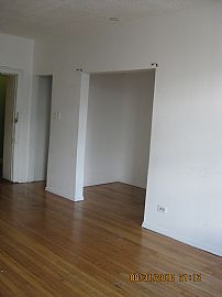 Spacious, Affordable Studio Apartment in Heart of Logan Square!! in Chicago, IL (Photo 4 of 7)
