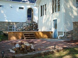 Quaint 3 Bedroom Indian Lake Home with Lakefront Yard in Vicksburg, MI (Photo 7 of 11)