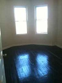New 3 Bedroom Apartment with Hardwood Floors in Newark, NJ (Photo 2 of 3)