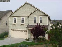 Gorgeous 4 Bedroom Home with Hardwood Floors in Hercules, CA