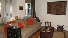 Huge, Top Floor 2 Bedroom Condo with Bonus Room - Available Now! in Chicago, IL (Photo 2 of 9)