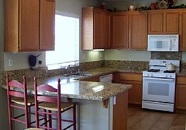 Very Nice 5 Bedroom Home in Ocean View Hills in San Diego, CA (Photo 4 of 5)