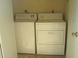 Condo For Lease in Austin, TX (Photo 7 of 12)