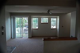 Single Family Townhome in Everett, WA (Photo 4 of 4)