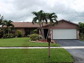 Fabulous 3 Bedroom Home with Pool on Canal in Sunrise, FL