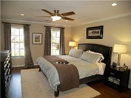 Superb 4 Bedroom Home with Gourmet Kitchen in Sandy Springs in Atlanta, GA (Photo 6 of 12)