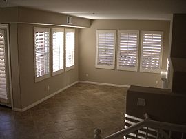 Luxury 3 Bedroom Townhouse with 2 Car Garage in San Elijo Hills  in San Marcos, CA (Photo 5 of 7)