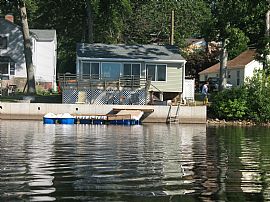 Spectacular 1 Bedroom Lakefront Home with Private Beach in Oakdale, CT (Photo 7 of 8)