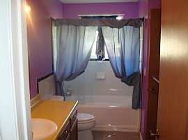 Home For Rent in Great Location in Sandy, UT (Photo 7 of 11)