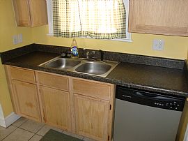 Nice 3 Bedroom Home in Shea Terrace Near Hospital and Olde Towne in Portsmouth, VA (Photo 5 of 10)