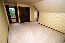 Beautiful Brookfield Home For Rent/sale in Brookfield, WI (Photo 8 of 12)