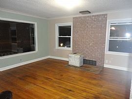 Appealing 2 Bedroom Home with Attached 2.5 Car Garage in New Berlin, WI (Photo 3 of 4)