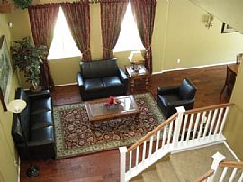 Pristine, Spacious 5 Bedroom Pool Home with Hardwood Flooring in Wildomar, CA (Photo 8 of 9)