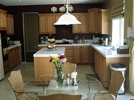 Pristine, Spacious 5 Bedroom Pool Home with Hardwood Flooring in Wildomar, CA (Photo 9 of 9)