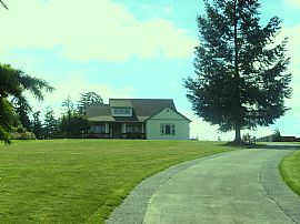 Tranquil 3 Bedroom Home in Gated Community in Roy, WA (Photo 4 of 5)