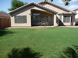 Beautiful 3 Bedroom Home with Den in Carino Estates in Chandler, AZ (Photo 9 of 9)