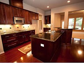 Live Better in This 3 Bedroom Home in Priceless Location in The Woodlands, TX (Photo 4 of 4)