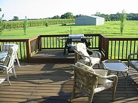 Irresistible 3 Bedroom Home on 5 Acres with Barn in Xenia, OH (Photo 3 of 12)