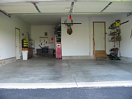 Irresistible 3 Bedroom Home on 5 Acres with Barn in Xenia, OH (Photo 4 of 12)