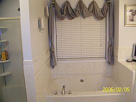 Beautiful 4 Bedroom Home 2 Car Garage and Hardwood Floors in Powder Springs, GA (Photo 6 of 6)