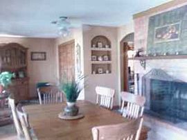 Marvelous Room in Country Home on 5 Acres with Large Pool in Rhome, TX