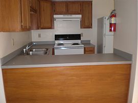 Sublime 1 Bedroom Apartment - North of I-10 in Biloxi, MS (Photo 4 of 6)