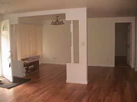 New Remoddled Home Large Lot - Lynnwood in Lynnwood, WA (Photo 3 of 12)