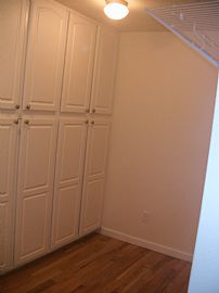 New Remoddled Home Large Lot - Lynnwood in Lynnwood, WA (Photo 7 of 12)