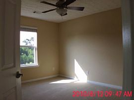 Move in Ready, 3 Beds, 2.5 Bath Plus a Loft, I-20 Lee Rd. in Lithia Springs, GA (Photo 6 of 9)