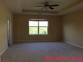 Move in Ready, 3 Beds, 2.5 Bath Plus a Loft, I-20 Lee Rd. in Lithia Springs, GA (Photo 8 of 9)