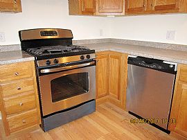 New Construction Duplex Townhouse For Rent in Lawrence in Lawrence, MA (Photo 4 of 12)