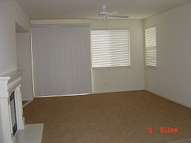 Beautiful 2800 Square Feet 4 Bedroom 3 Bathroom in West Sacramento, CA (Photo 5 of 6)