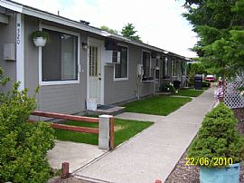 Quiet 2 Bedroom Apartment on Ground Floor in Medical Lake, WA (Photo 2 of 3)